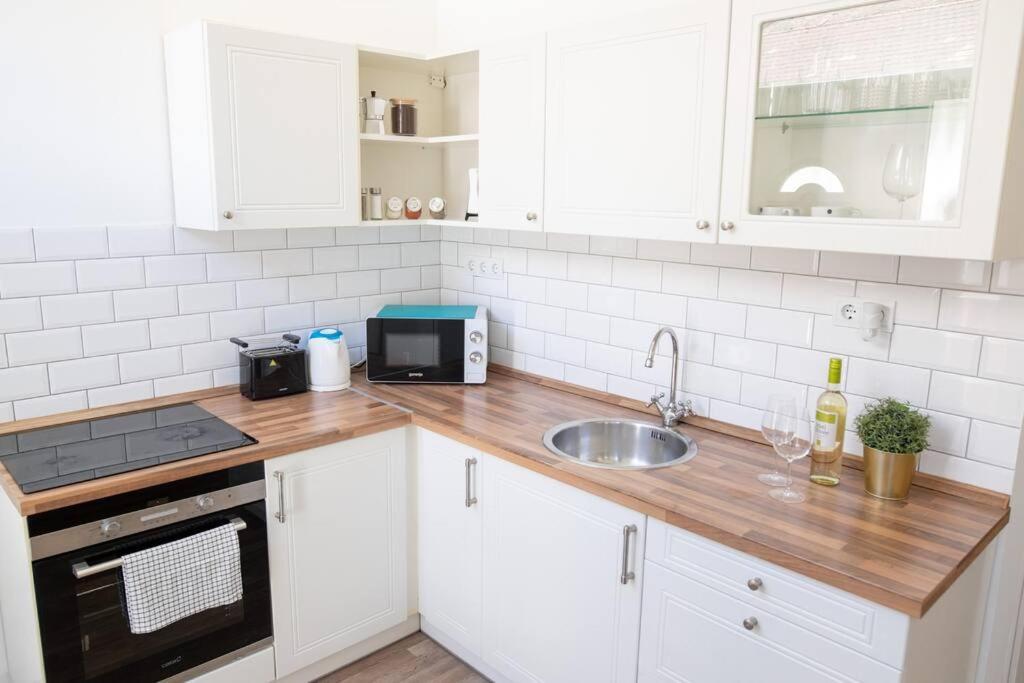 N28 Studio Next To Andrassy Boulevard. 부다페스트 외부 사진